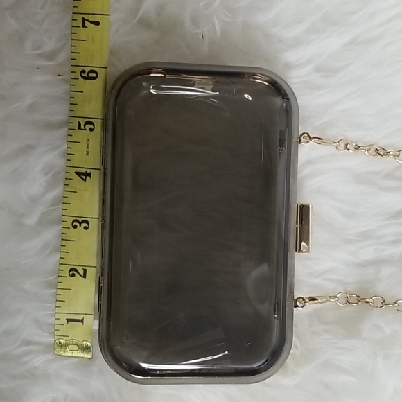 Clutch - Picture 5 of 7